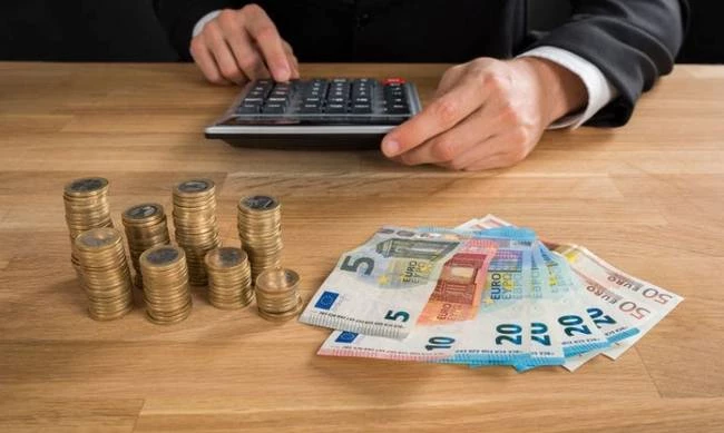 «Φοροθύελλα»: Τα… ραβασάκια που πρέπει να πληρωθούν